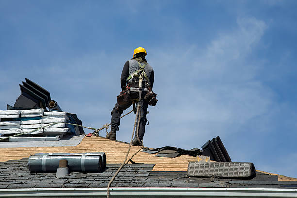 Professional Gutter Installation technician working in Bosler, WY
